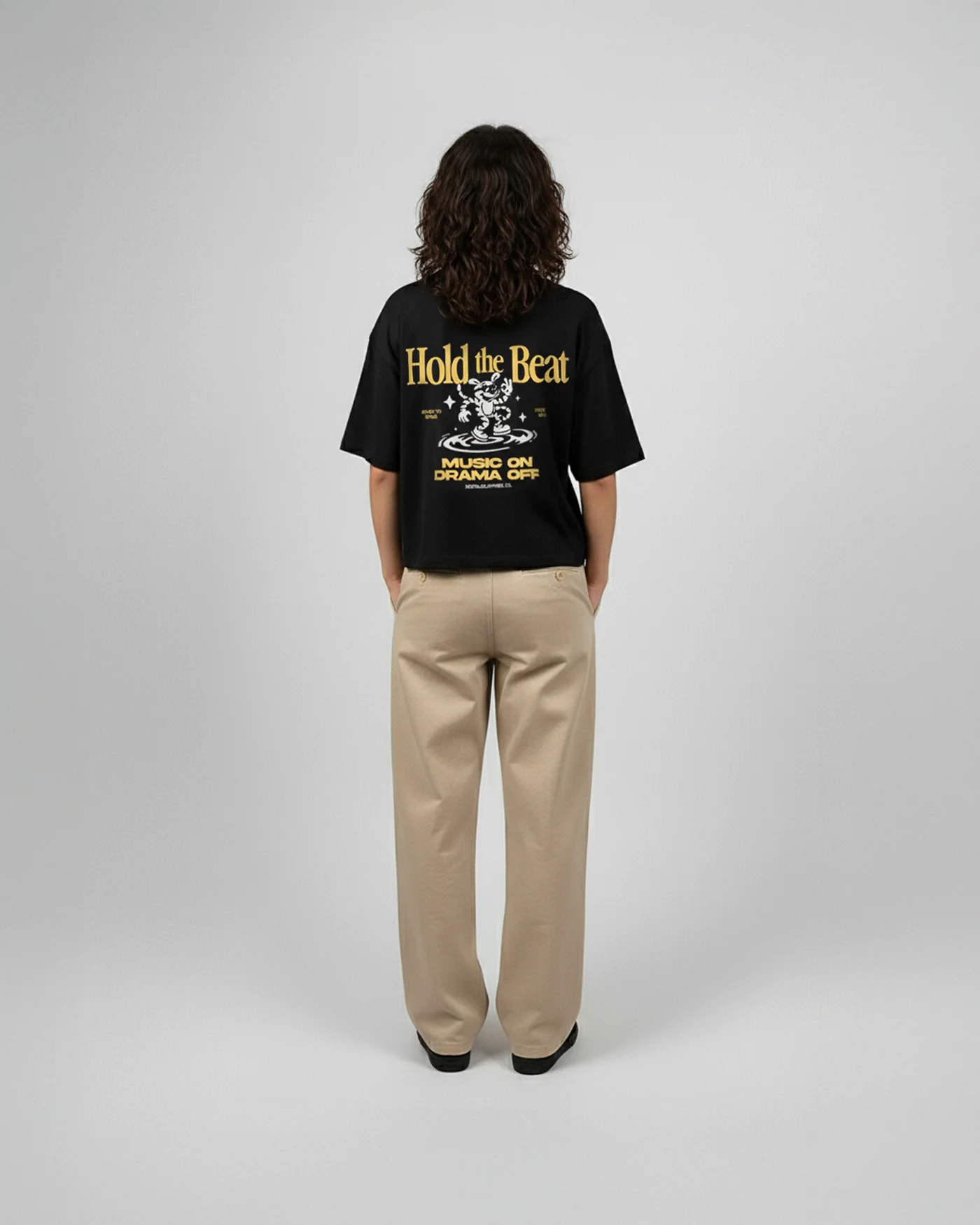 Hold the beat | Cropped Tee - Image 3
