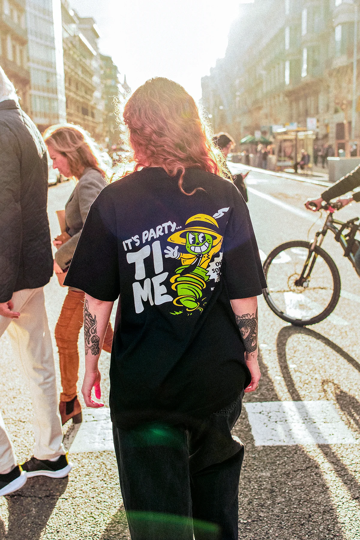 It's party time | Black Tee - Image 2